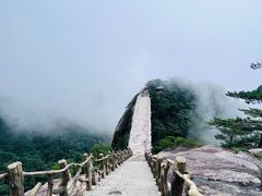 -罗田薄刀峰风景区