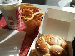 -麦当劳(河北唐山光明路餐厅)