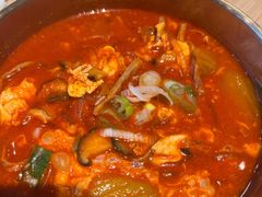 辣牛肉汤-梨花牛肉汤饭(仁恒伊势丹店)