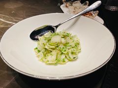 -海派悦庭·海胆烧麦·新融合菜(凯德广场店)
