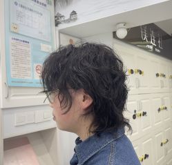 -镁连社·美联社