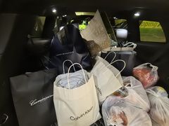 -斯普瑞斯奥特莱斯