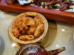 馕坑烤包子-巴扎美食·新疆菜·西域歌舞表演餐厅(新疆大厦店)