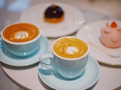 -Fridi Patisserie Cafe