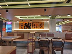 -万松园美食街