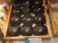 黑眼豆豆-东哥面包(江宁大润发店)