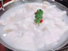 -艳阳天酒店(五里新村店)