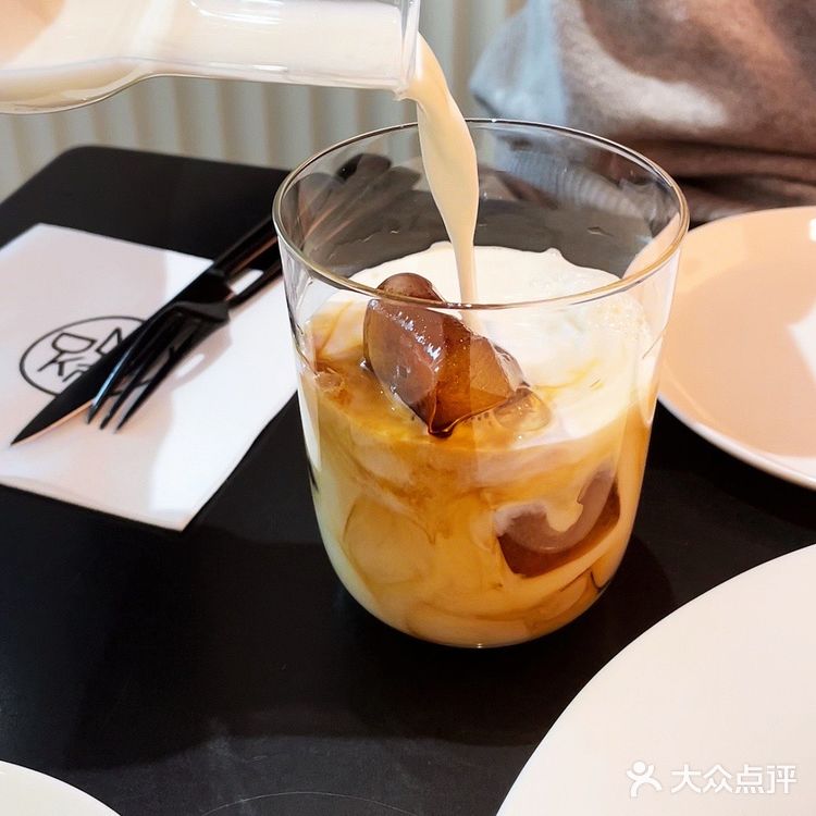 藏在Skp里的艺术蛋糕