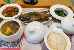 -喜喜·全套房月子会所(罗宾森广场店)