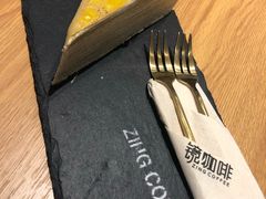 -ZING COFFEE 镜咖啡