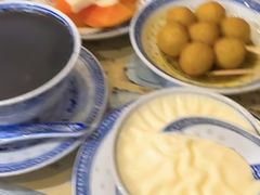 -广信牛奶甜品世家(台东店)