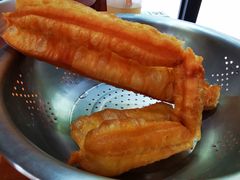 油条-弄堂咪道-饭香·面香·馄饨香(兴梅店)