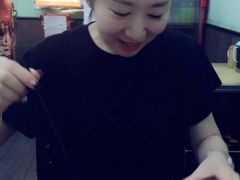 -丽虹云南过桥米线(兴工街店)