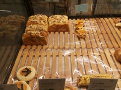 -Dough&Joe团憩(瑞虹天地月亮湾店)