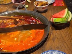 -萍姐火锅·公路夜市(武汉首店)