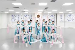 -深舞形体民族舞蹈工作室