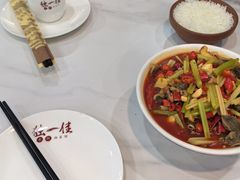 -独一佳老胡湘菜馆(矿山路店)