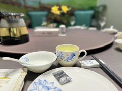 -香山湖家家宴(中山陵店)