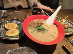 -一豚轩·烧鸟·豚骨拉面(五四路店)