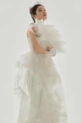 -至臻微拉婚纱摄影