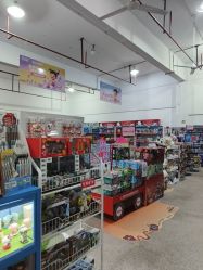 -逝水玩具折扣店