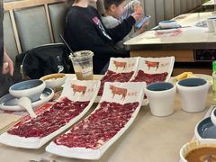 -左庭右院鲜牛肉火锅(浦江欢乐颂店)