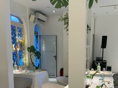 -春树下·树屋花房西餐厅(罍街AS1980店)