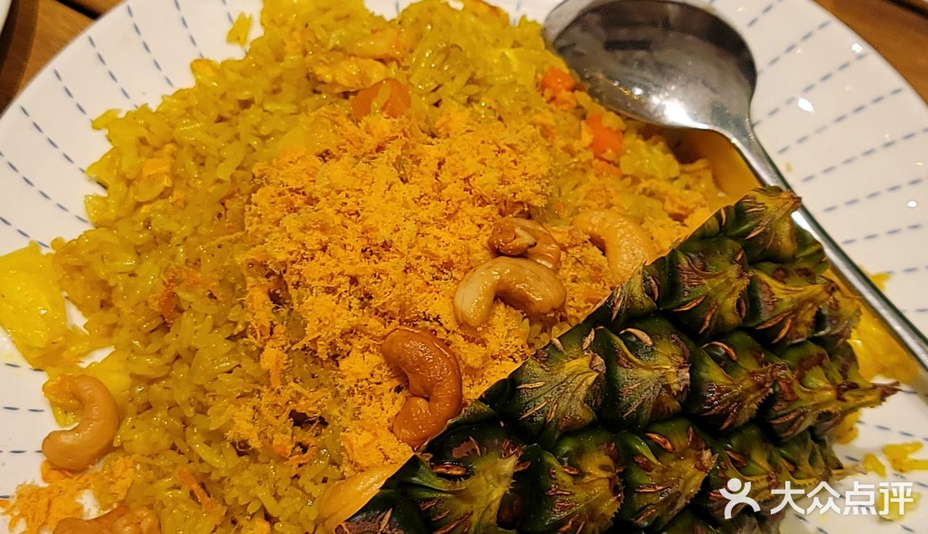 露营风餐厅吃冬阴功汤是怎么一个体验？