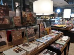 -茑屋书店(天目里店)