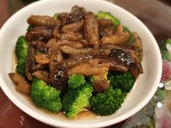 -梦中园海鲜酒店(川沙路店)