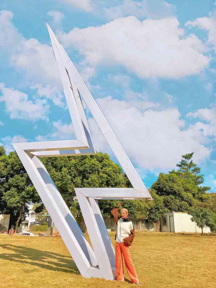 坪山雕塑艺术创意园-"坪山雕塑创意园 呃.我想讲我可能俾人.