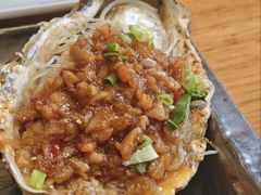 烤七两乳山生蚝-天盛海鲜烧烤大排档·本地小海鲜·牟平腿穗子(幸福店)