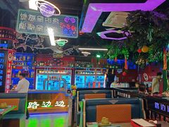 -路边边.炒菜烧烤.音乐餐厅(良乡长虹店)