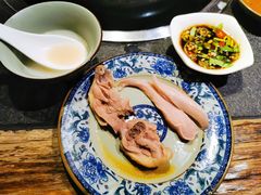 -大匠工房古船木艺术餐厅·猪肚鸡专门店(长白仙岛店)