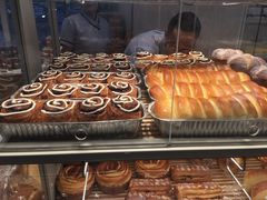 -好利来(高新枫叶广场店)