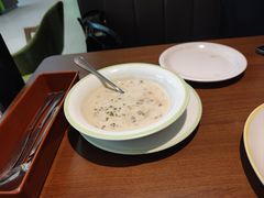 -萨莉亚意式餐厅(百联徐汇店)