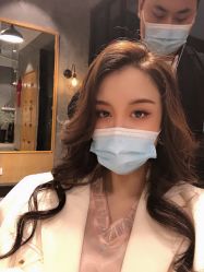 -时尚殿堂明星门店