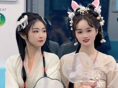 -汉仪华裳汉服馆(豫园店)