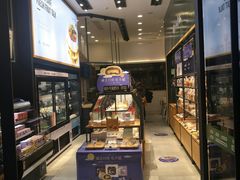 面包甜点陈列柜-仟吉KenGee(江南万达店)