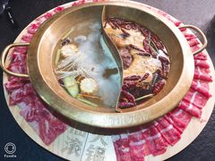 八度肥牛-摇滚火锅