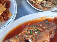-丹水桥地锅鱼·翘嘴鲌·地方特色全鱼宴(丹江口大坝店)