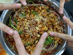 -周良天山牛杂城(天山路总店)