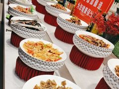-新艺自助美食城(中山路店)