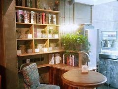 -HIGH FIVE哈福手工汉堡(桂林路店)