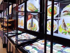 面包甜点陈列柜-饭怕鱼(阳光100店)