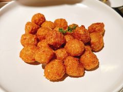 干炸小丸子-四季民福烤鸭店(外滩外白渡桥店)