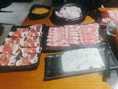 -呷哺呷哺 黄金牧场 (欢乐谷店)