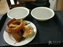 -老磁器口豆汁店(天坛店)