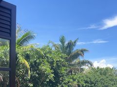 -亚龙湾喜来登·美景台大堂吧