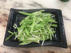 -新峰肉骨茶